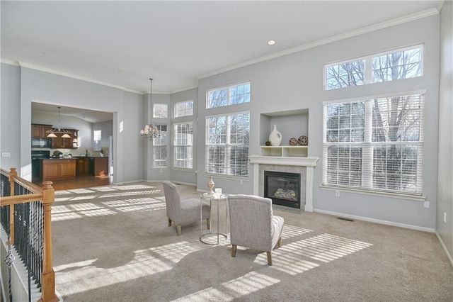 9886 Nieman Place, Overland Park, KS 66213