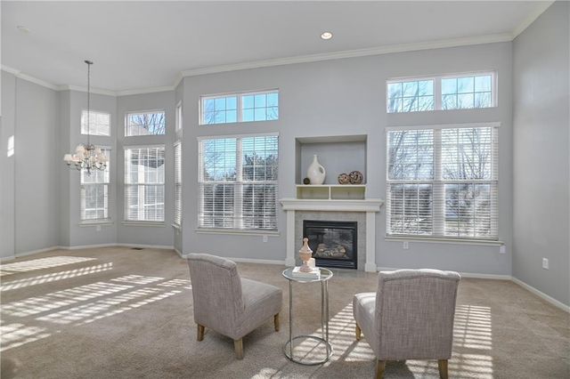 9886 Nieman Place, Overland Park, KS 66213