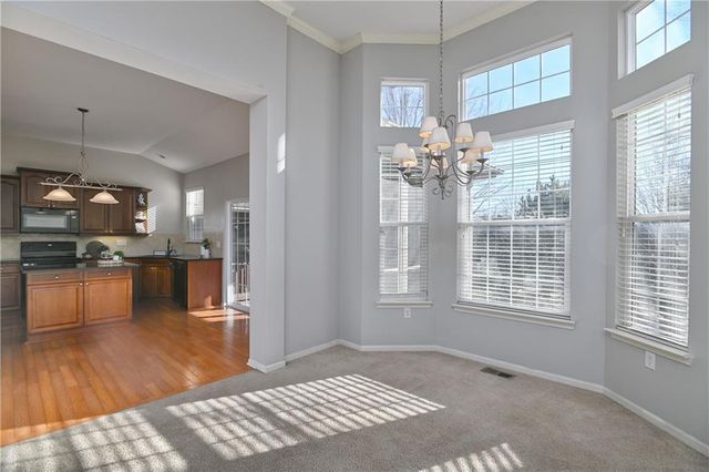 9886 Nieman Place, Overland Park, KS 66213