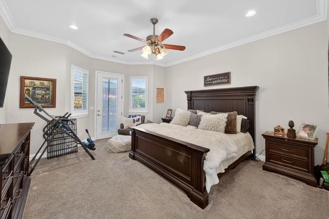 1303 Jordan Avenue, Clovis, CA 93611