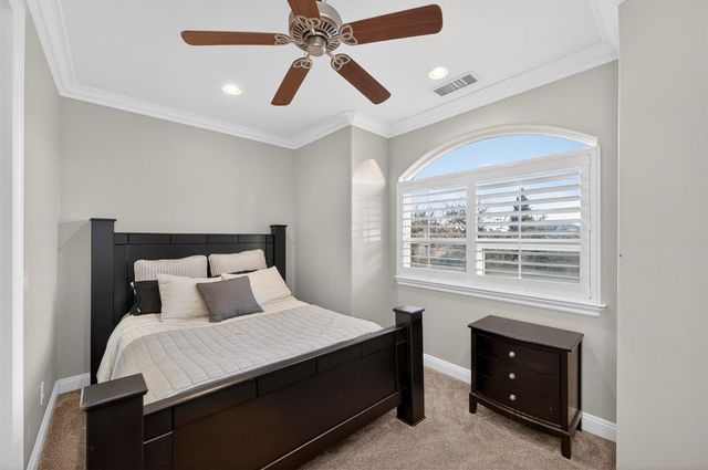 1303 Jordan Avenue, Clovis, CA 93611