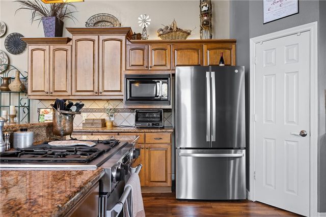 2250 Dillard Road, Brenham, TX 77833