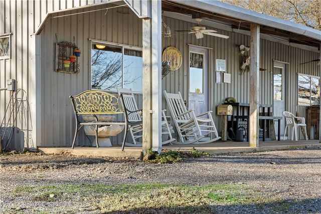 2250 Dillard Road, Brenham, TX 77833