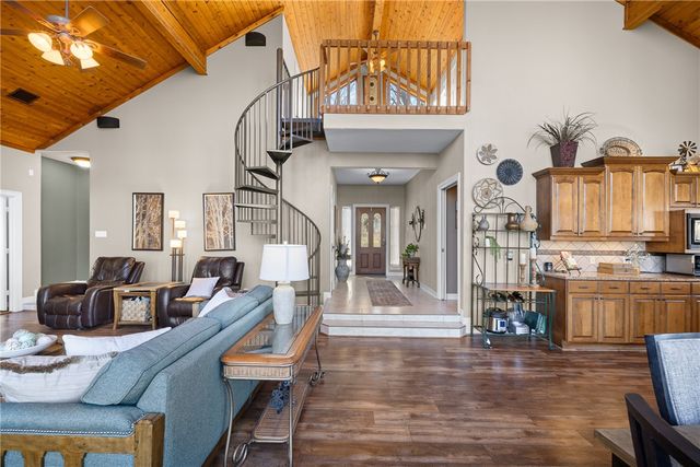 2250 Dillard Road, Brenham, TX 77833