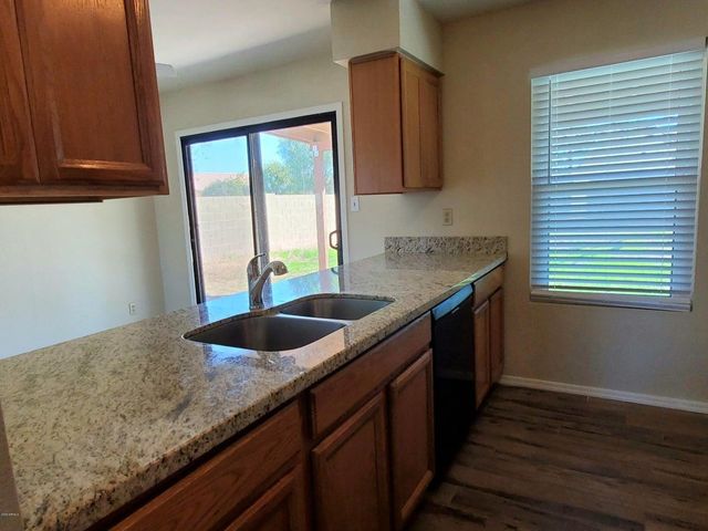 5513 W Folley Street, Chandler, AZ 85226