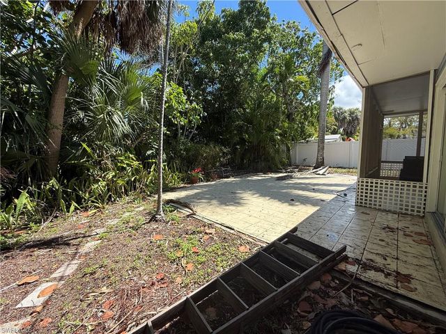 1435 Alcazar AVE, Fort Myers, FL 33901