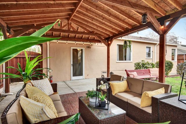 1757 143rd Ave, San Leandro, CA 94578