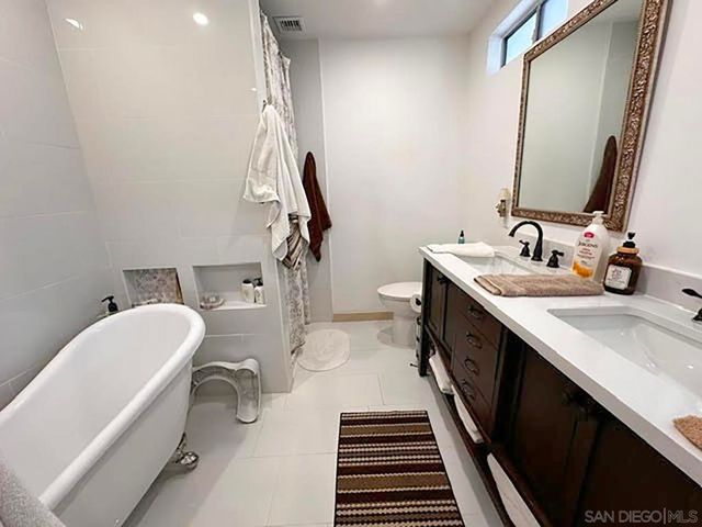 3390 Don Diablo Drive, Carlsbad, CA 92010