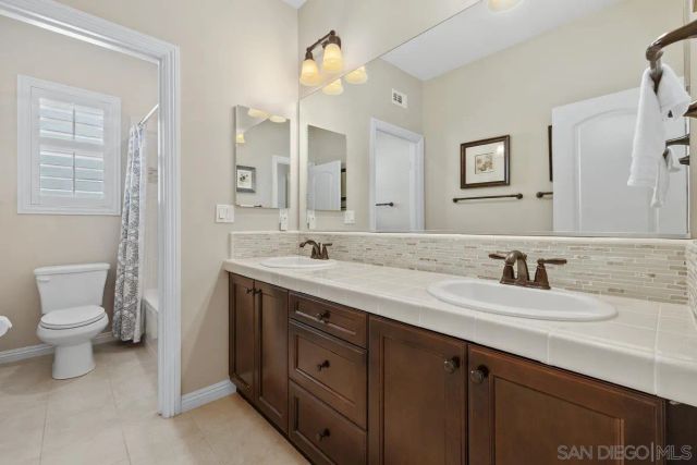 8496 Lower Scarborough Lane, San Diego, CA 92127