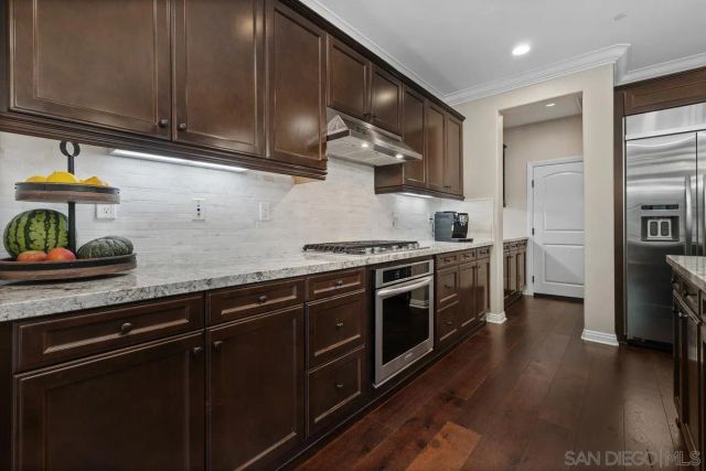 8496 Lower Scarborough Lane, San Diego, CA 92127