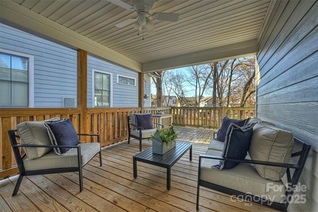 1044 Lunsford Place, Charlotte, NC 28205