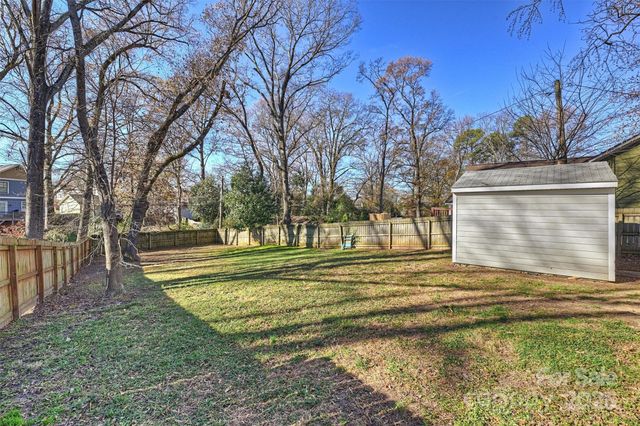 1044 Lunsford Place, Charlotte, NC 28205