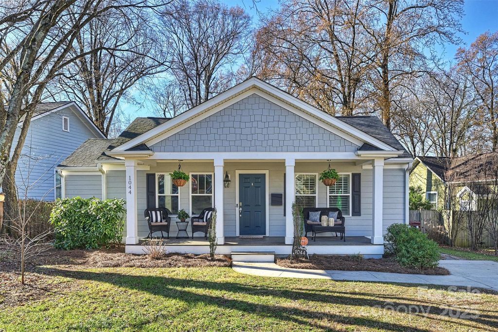 1044 Lunsford Place, Charlotte, NC 28205