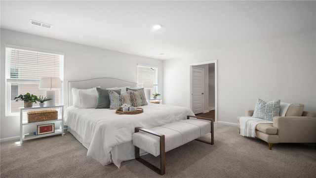 1040 Lakes Blvd, Brunswick, GA 31525