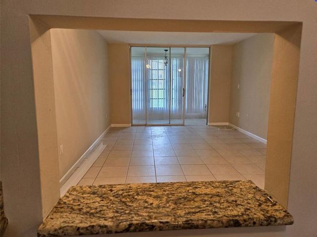 8590 Sunrise Lakes Boulevard 106, Sunrise, FL 33322