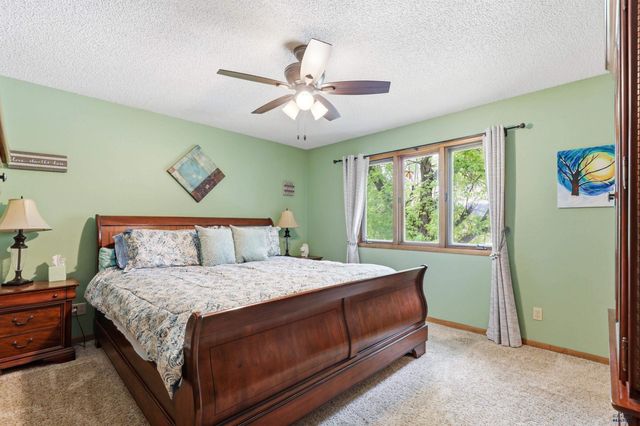 3830 CANYON LAKE DR, Rapid City, SD 57702