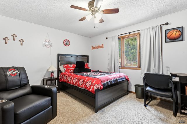 3830 CANYON LAKE DR, Rapid City, SD 57702