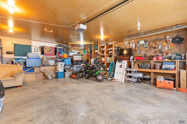 3830 CANYON LAKE DR, Rapid City, SD 57702