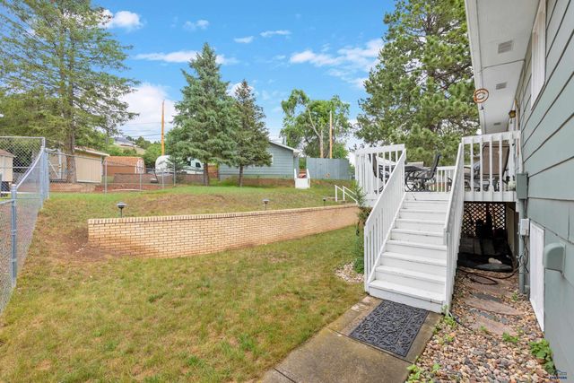 3830 CANYON LAKE DR, Rapid City, SD 57702