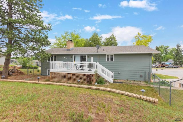 3830 CANYON LAKE DR, Rapid City, SD 57702