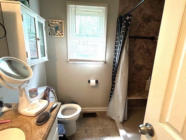102 Cofer Dr, Springfield, TN 37172