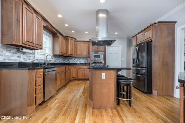 17411 Polo Run Ln, Louisville, KY 40245