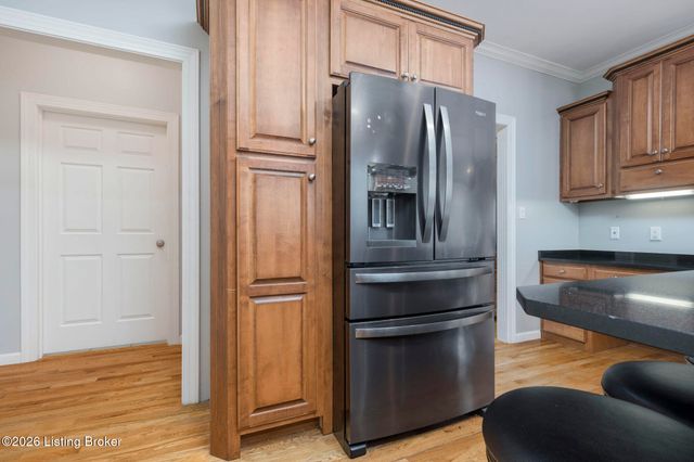 17411 Polo Run Ln, Louisville, KY 40245