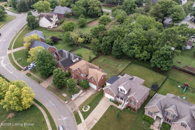 17411 Polo Run Ln, Louisville, KY 40245