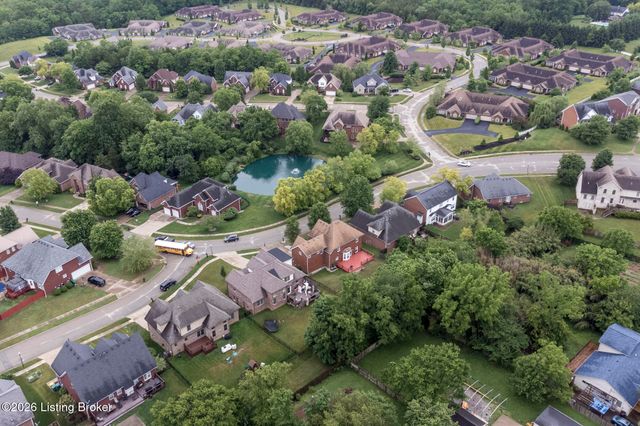 17411 Polo Run Ln, Louisville, KY 40245