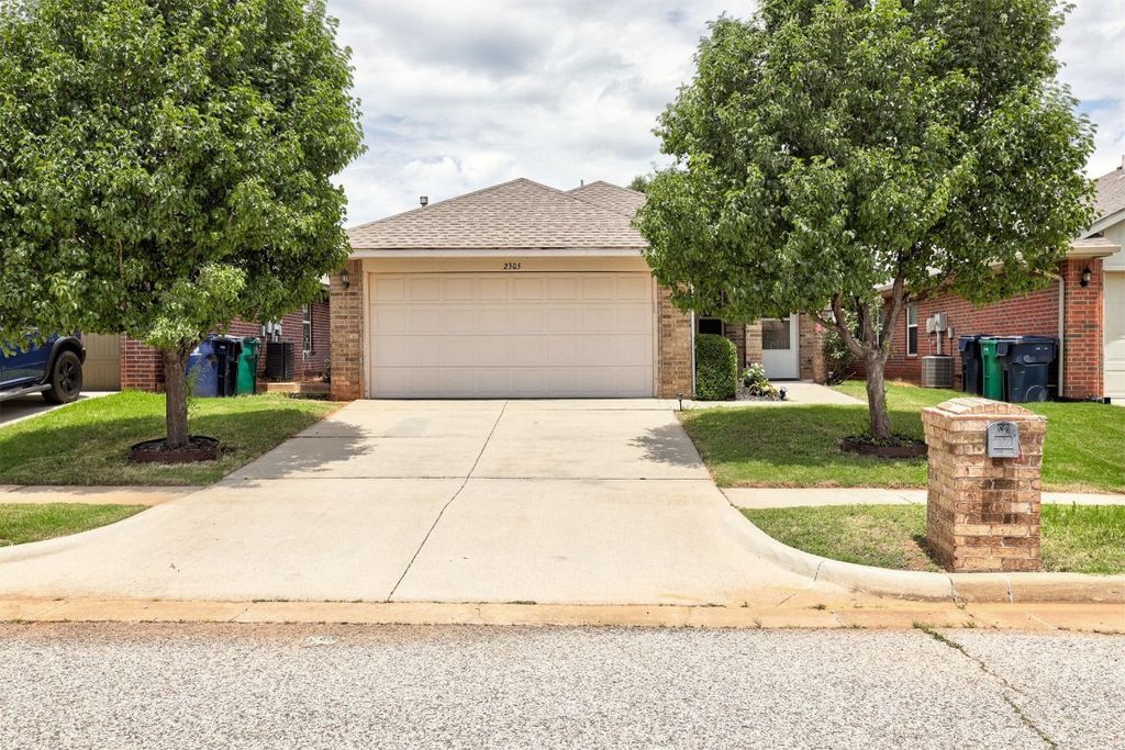 2305 NW 198th Street, Edmond, OK 73012