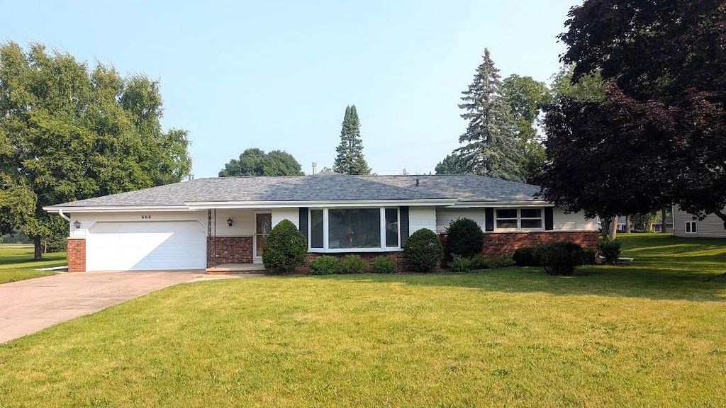 668 DARTMOUTH DRIVE, Neenah, WI 54956
