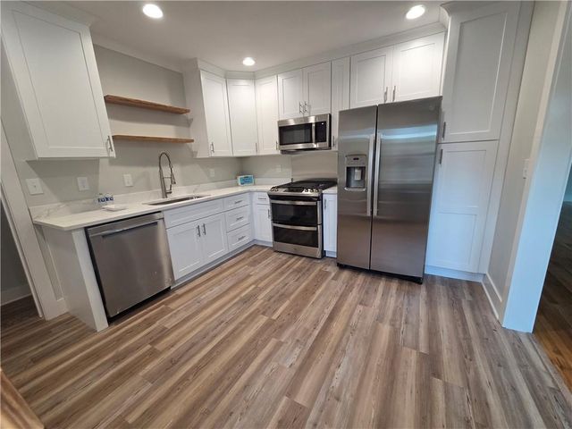 40 Lourando Drive W, Mobile, AL 36606