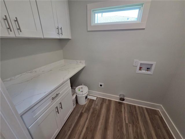 40 Lourando Drive W, Mobile, AL 36606