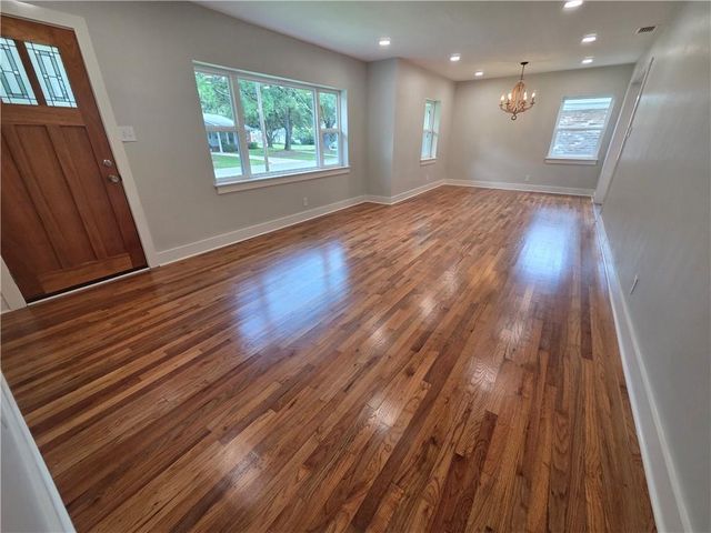 40 Lourando Drive W, Mobile, AL 36606