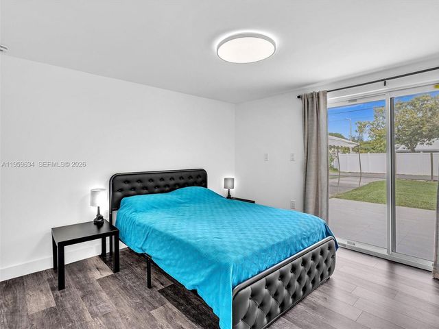 1459 Rodman St, Hollywood, FL 33020