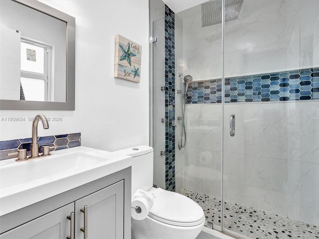 1459 Rodman St, Hollywood, FL 33020