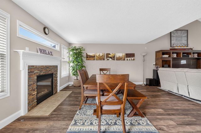 807 Holly Farms Drive, Blacklick, OH 43004