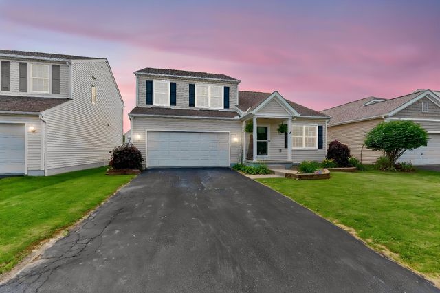 807 Holly Farms Drive, Blacklick, OH 43004
