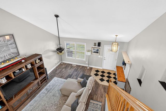 807 Holly Farms Drive, Blacklick, OH 43004