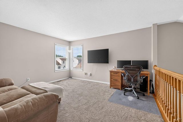 807 Holly Farms Drive, Blacklick, OH 43004