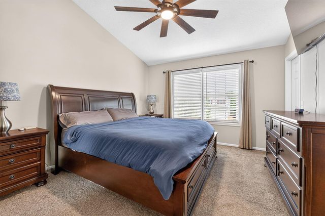 807 Holly Farms Drive, Blacklick, OH 43004