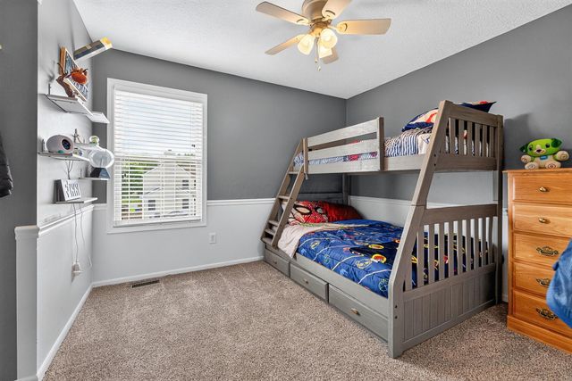 807 Holly Farms Drive, Blacklick, OH 43004
