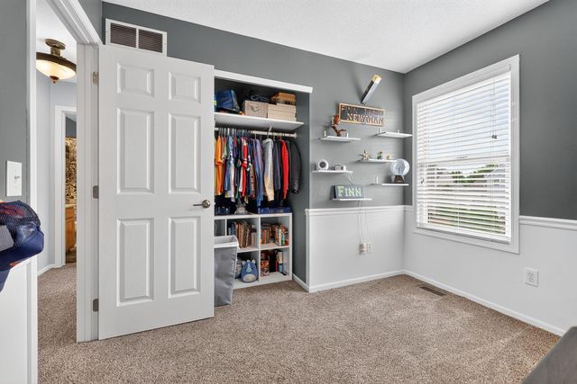 807 Holly Farms Drive, Blacklick, OH 43004