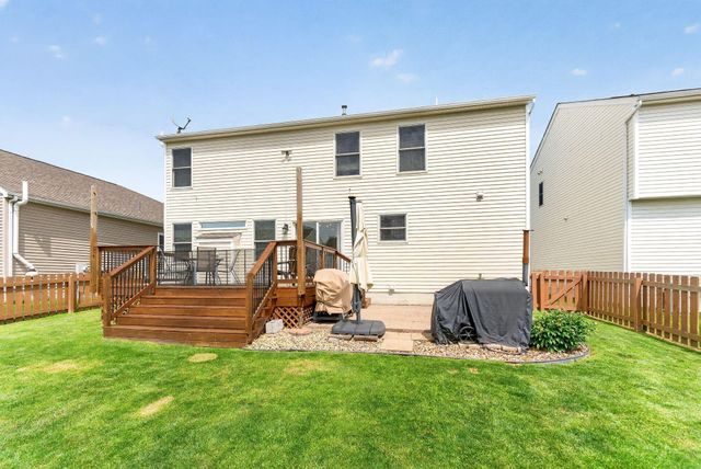 807 Holly Farms Drive, Blacklick, OH 43004