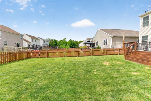807 Holly Farms Drive, Blacklick, OH 43004