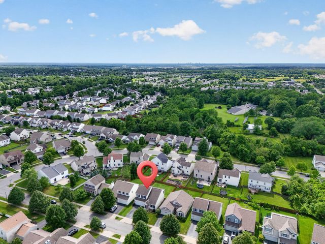 807 Holly Farms Drive, Blacklick, OH 43004
