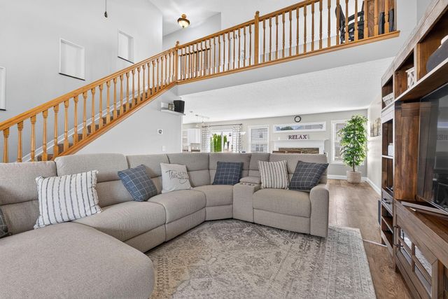 807 Holly Farms Drive, Blacklick, OH 43004