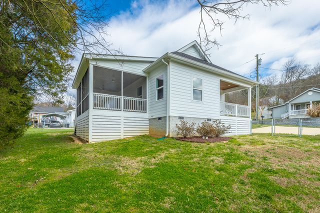 9443 Williams Street, Soddy Daisy, TN 37379