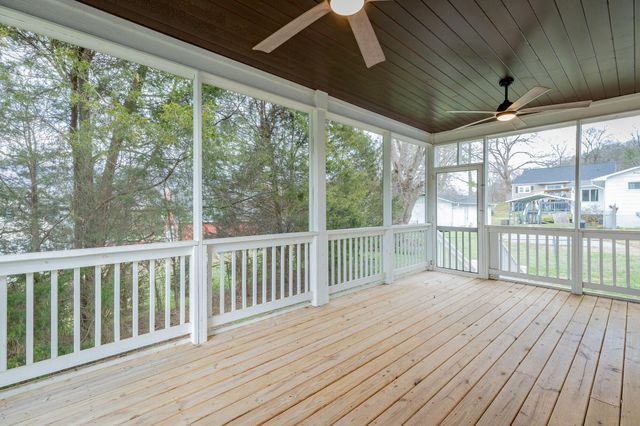 9443 Williams Street, Soddy Daisy, TN 37379