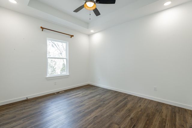 9443 Williams Street, Soddy Daisy, TN 37379